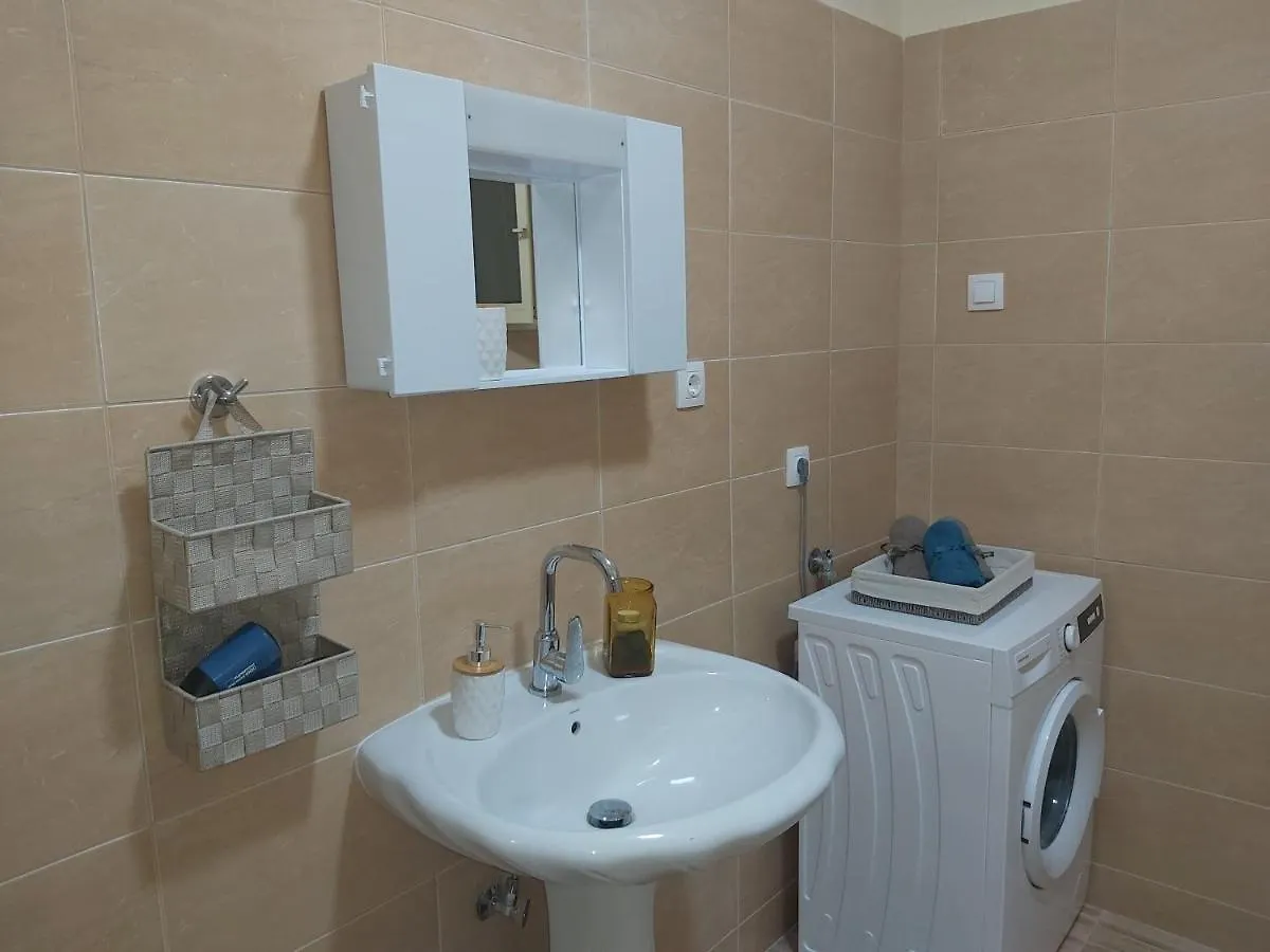 Xenia Center Apartment Nea Moudania Greece