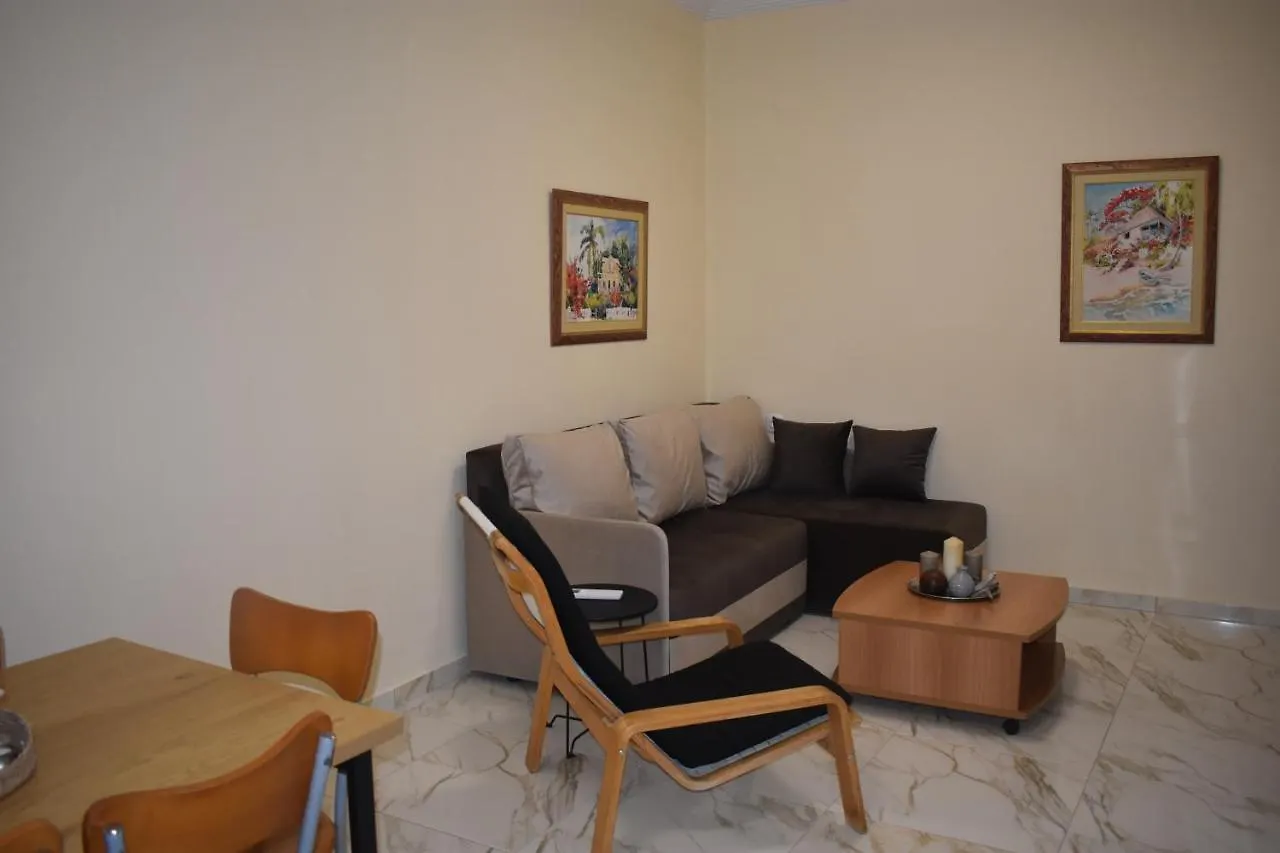 Xenia Center Apartment Nea Moudania