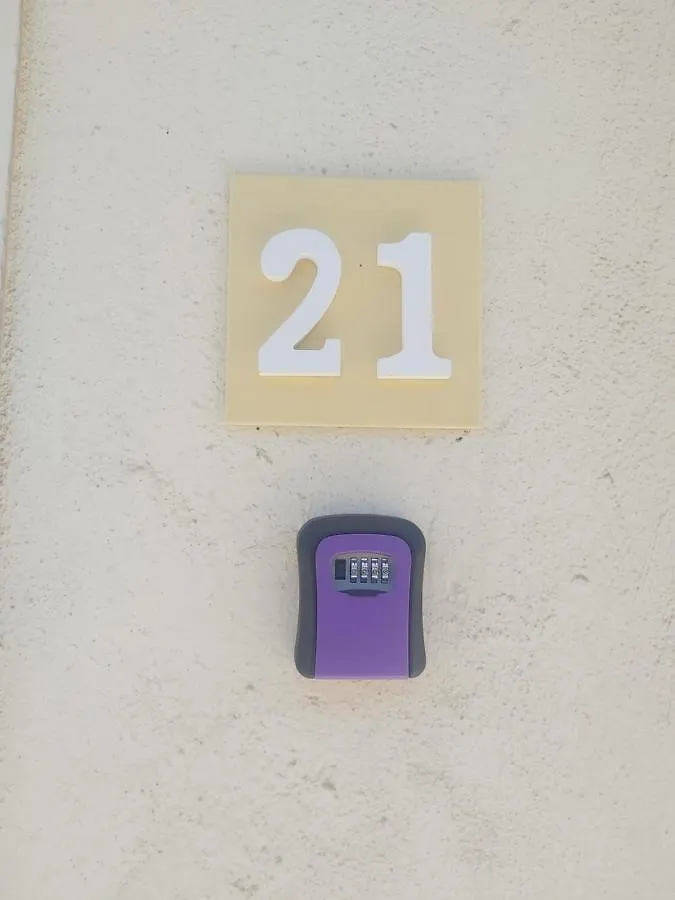 Xenia Center Apartment Nea Moudania 0*,