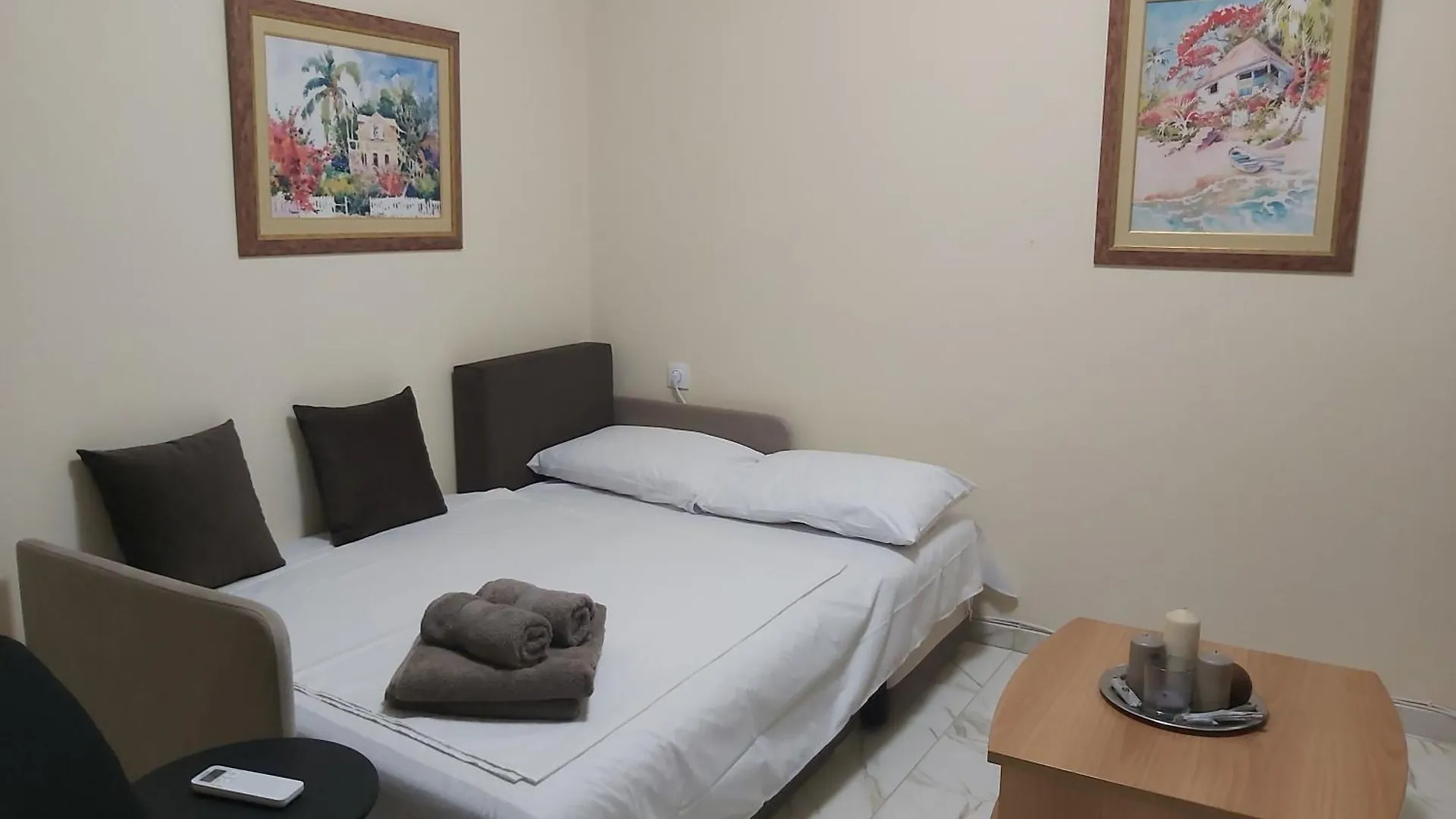 Xenia Center Apartment Nea Moudania 0*,  Greece